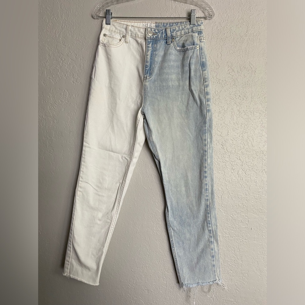 No Boundaries Super High Rise Slim Straight Cropped Two Tone Jeans 5